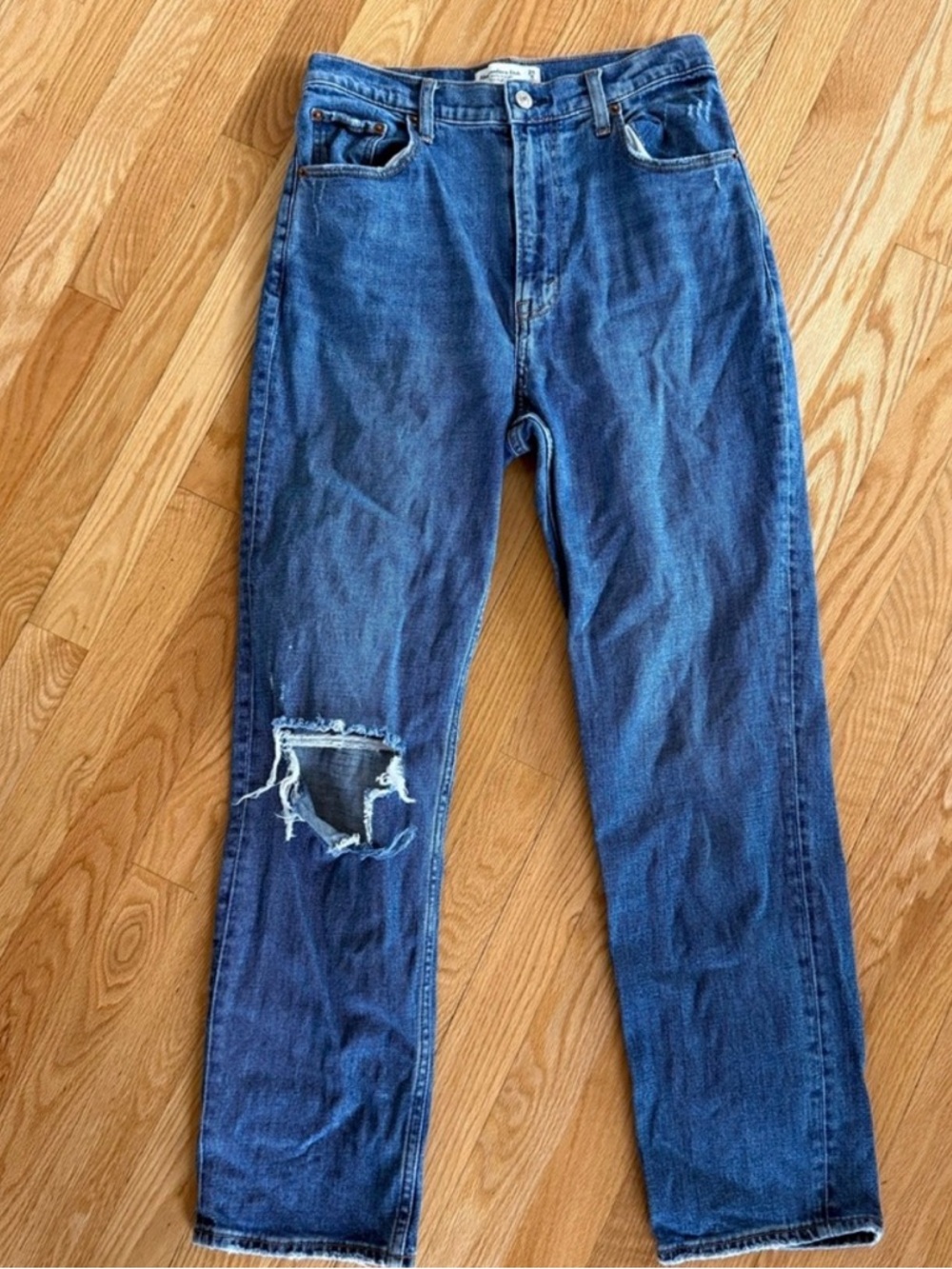 Abercrombie Ankle Straight Ultra High Rise Jean